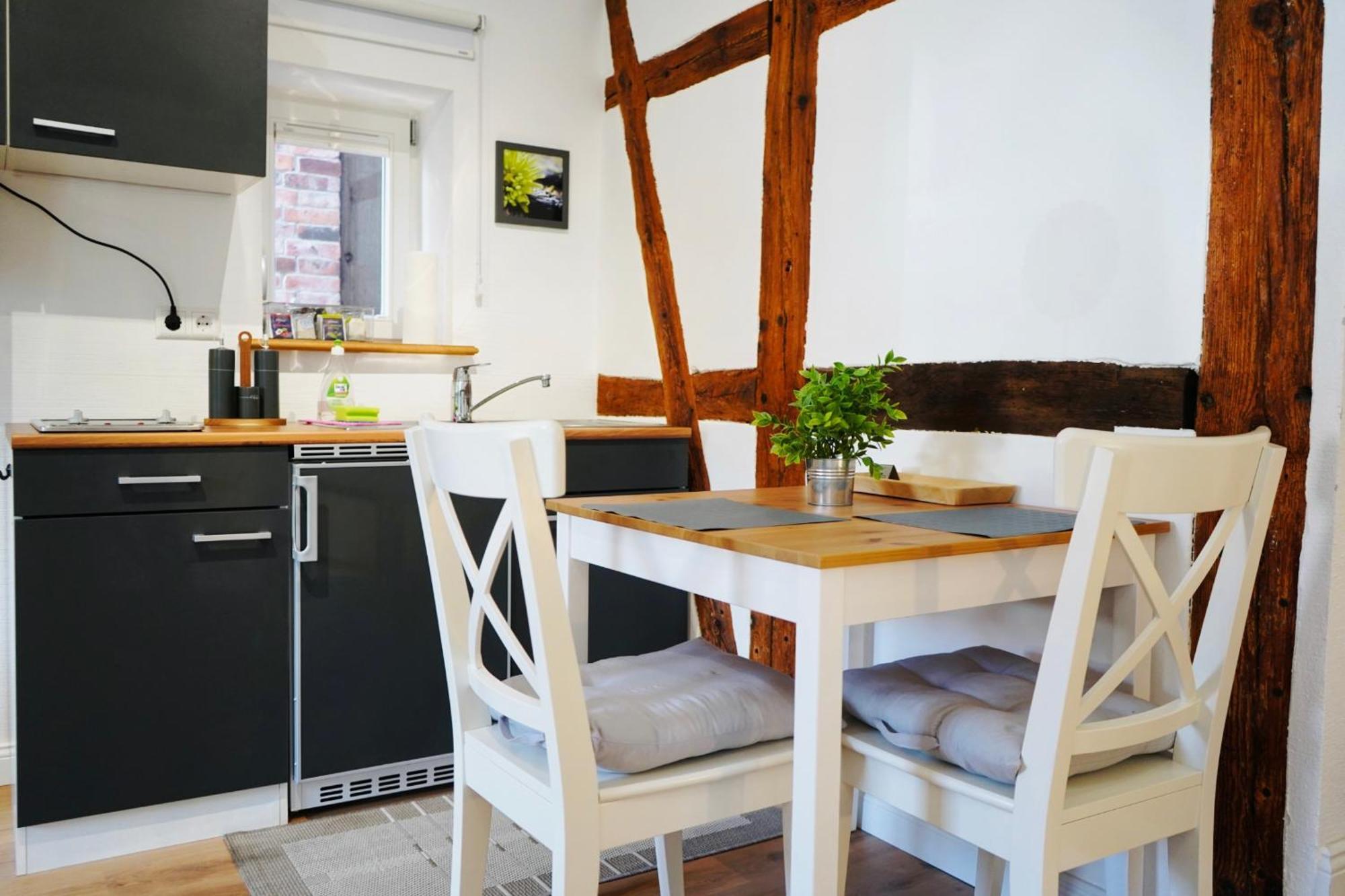 Altstadt Apartment II - Terrasse- Waschmaschine- Parkplatz Wolfsburg Eksteriør billede